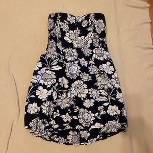 Hollister Black and White Strapless Floral Dress